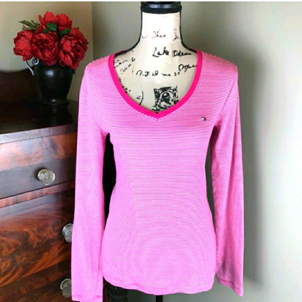 SOLD-Tommy Hilfiger Light Long Sleeve Top